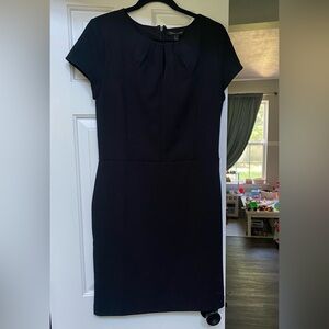 Banana republic dress NWT black size 10 petite